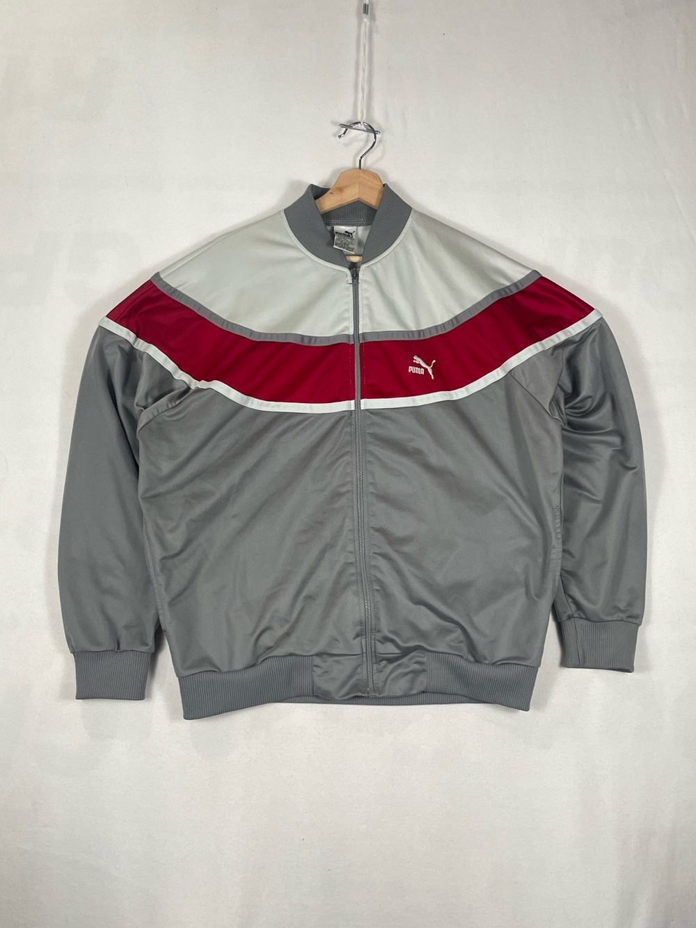 Vintage puma Gray Red White Track Jacket Full Zip Taiwan Sz XL